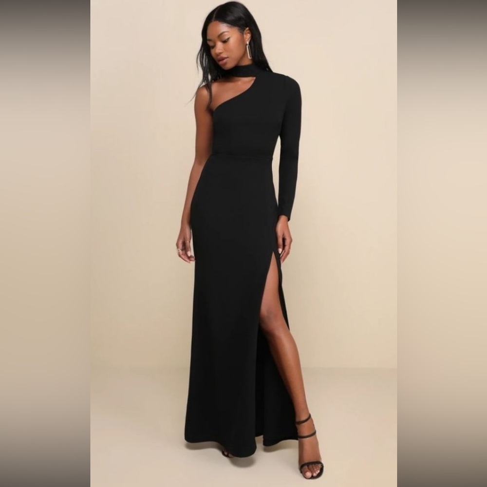 Lulu’s Black One-Shoulder Dress